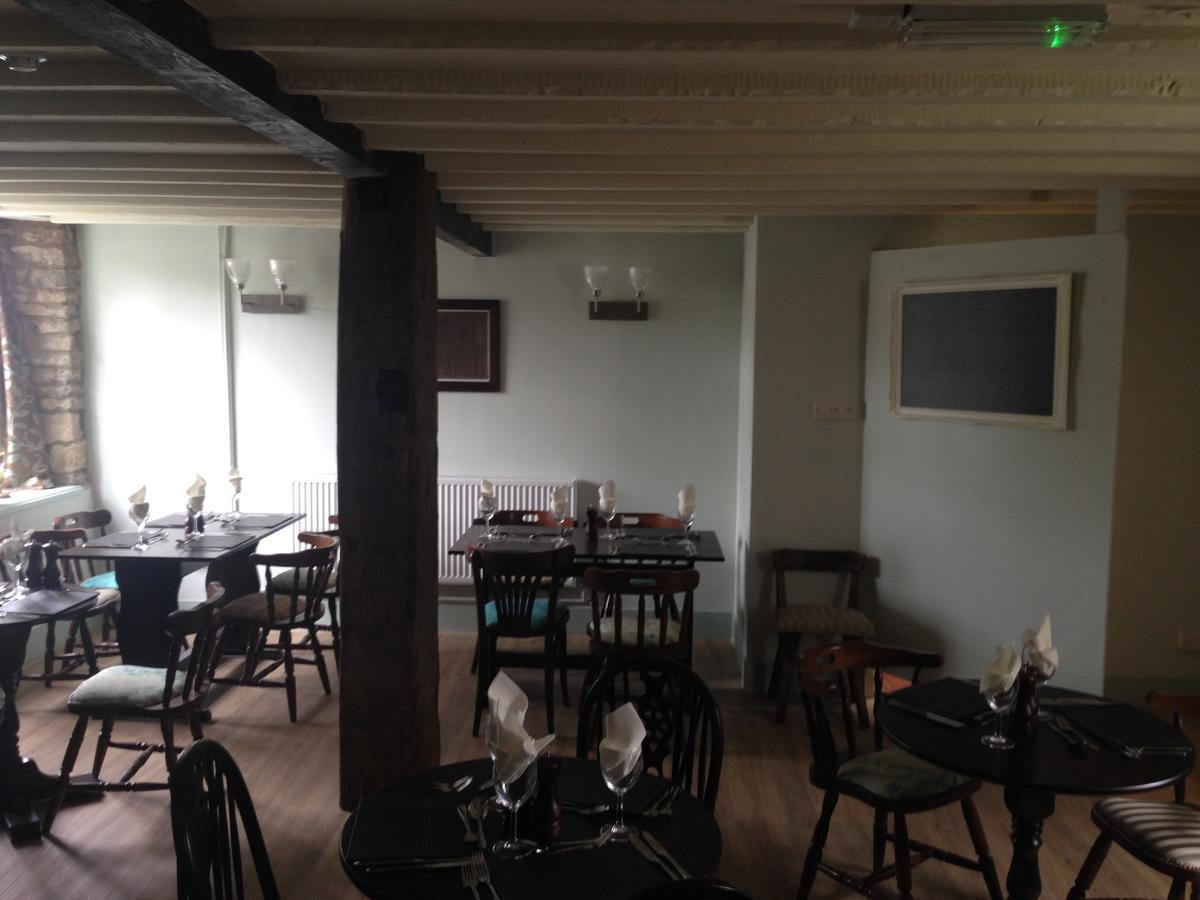 Mildmay Arms Queen Camel Bagian luar foto